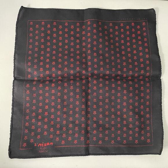 Maxims Pour Homme Small Pocket Square Pochette Scarf Black Red 9.5 x 9.5 Preppy - Picture 2 of 5